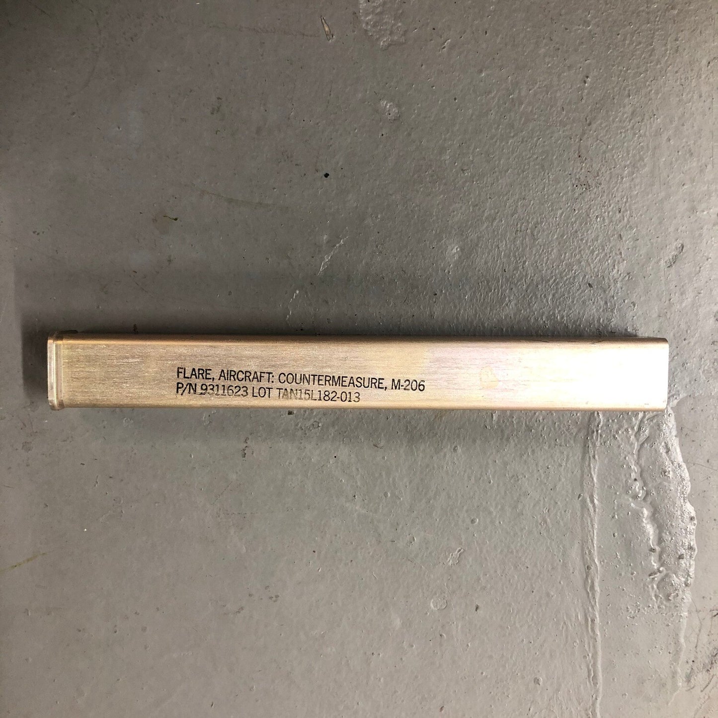 AIRCRAFT FLARE SHELL