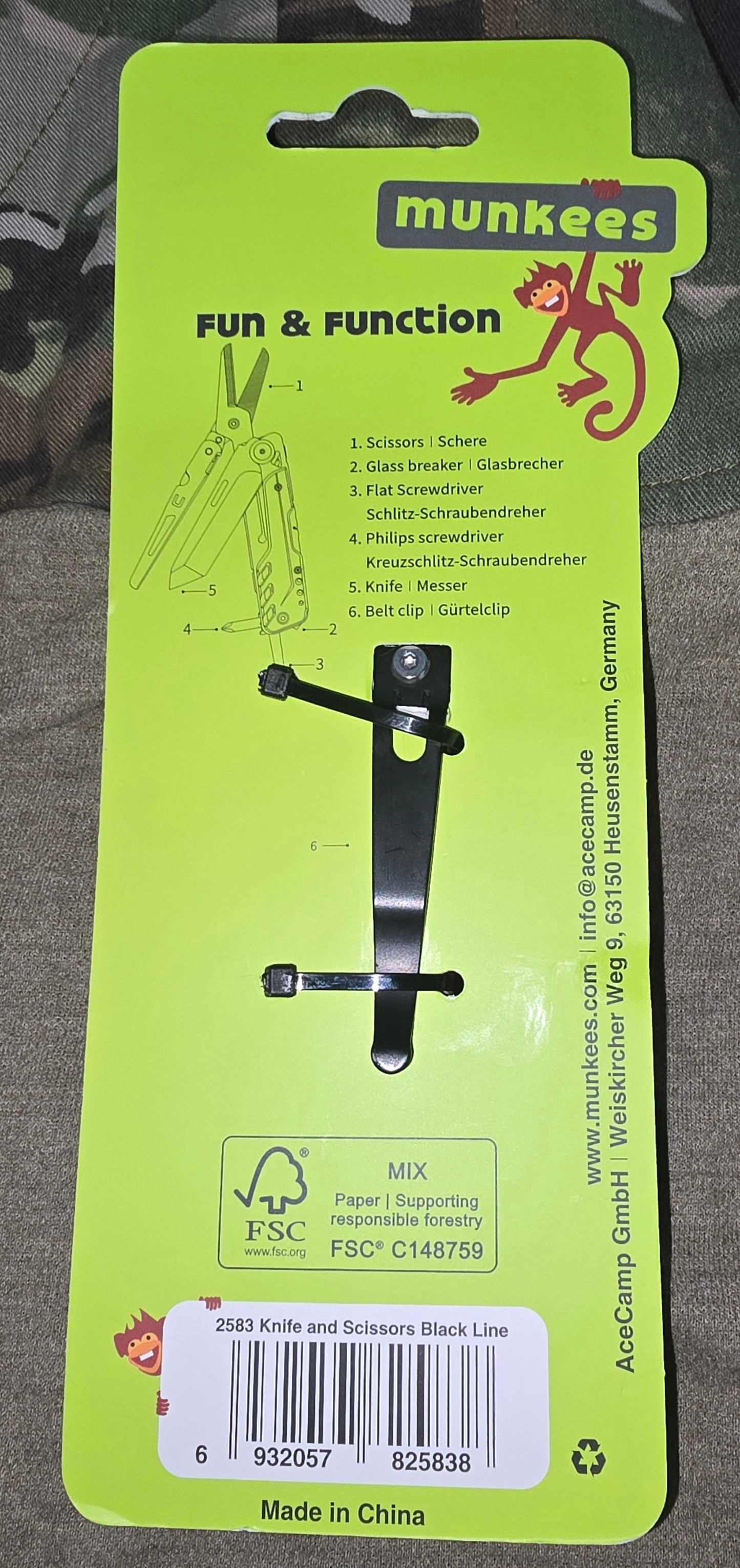 Munkees Knife and Scissors Black Line