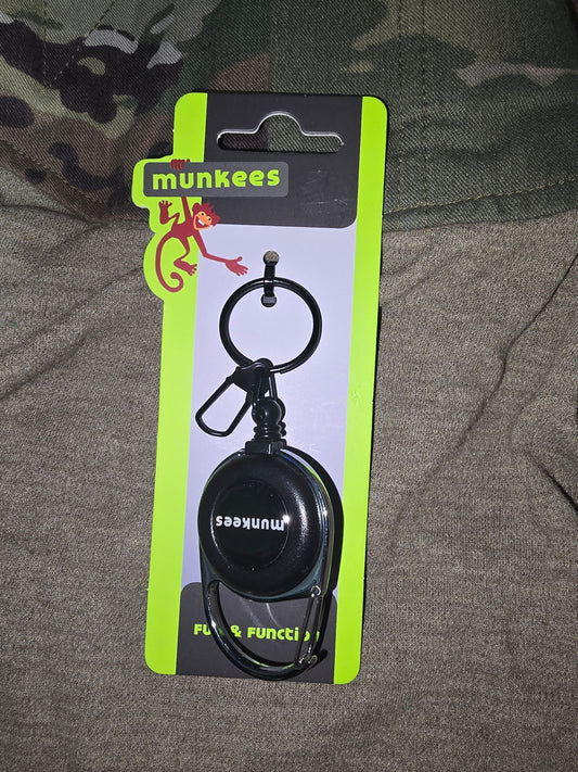 Munkees Retractable Carabiner with Clip