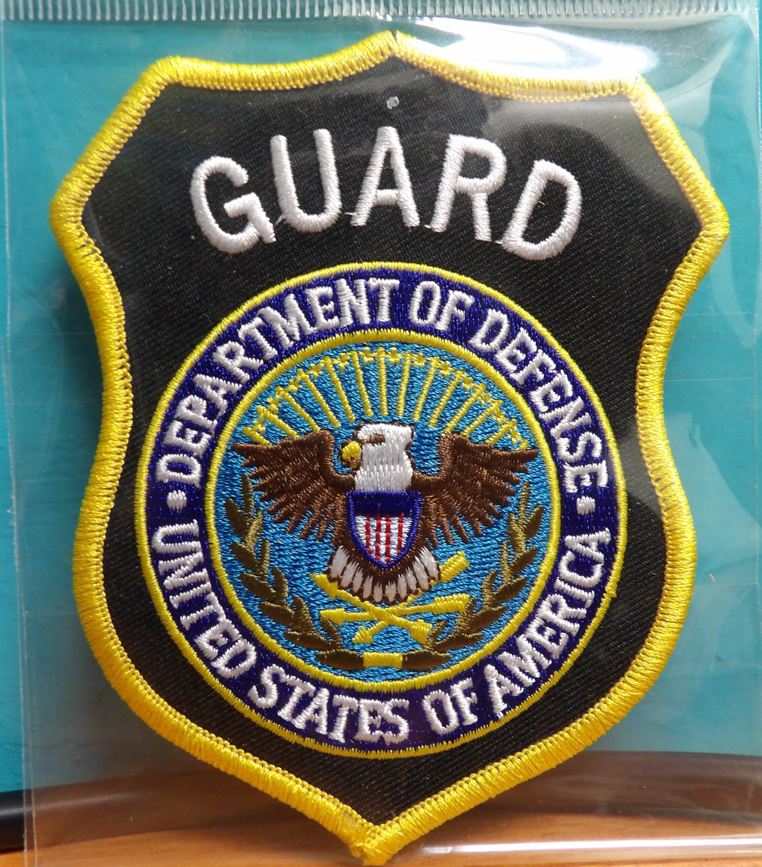 GUARD DEPARTMENT OF DENFENSE SHOULDER PATCH