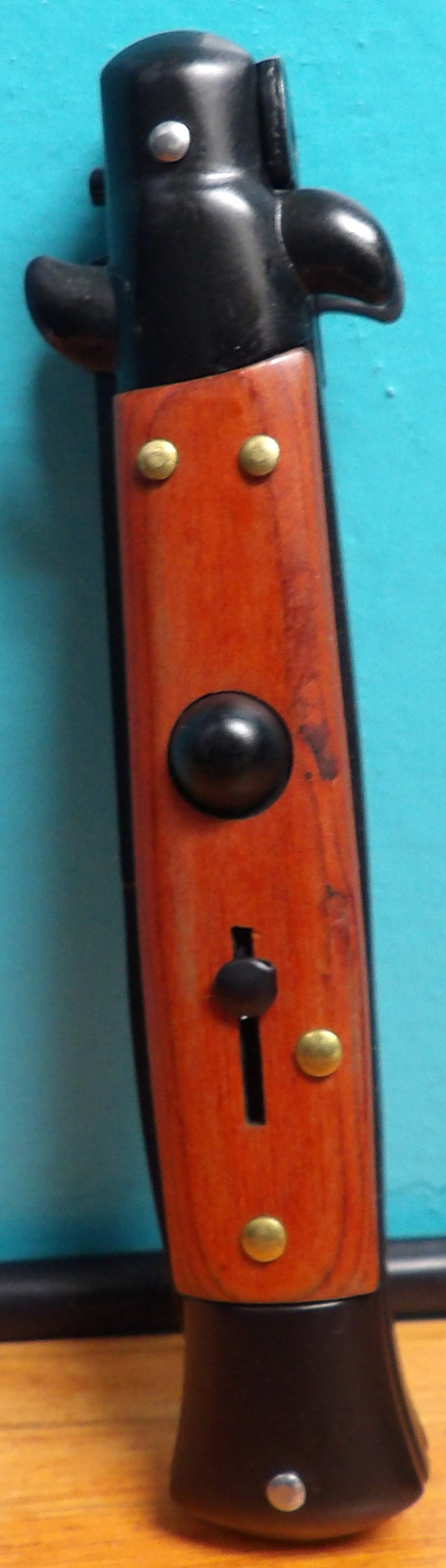 Stiletto Automatic Switchblade