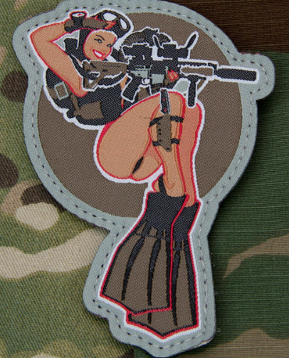 DIVE GIRL PINUP MORALE PATCH