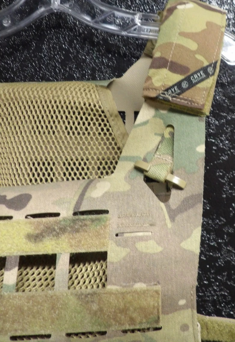 CRYE PRECISION AIRLITE SPC PLATE CARRIER WITH STRUCTURAL CUMMBERBUND MULTICAM LG