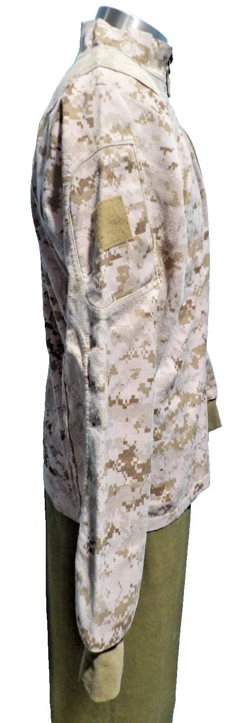 USMC INCLEMENT WEATHER COMBAT SHIRT MED REG DESERT MARPAT IWCS FROG