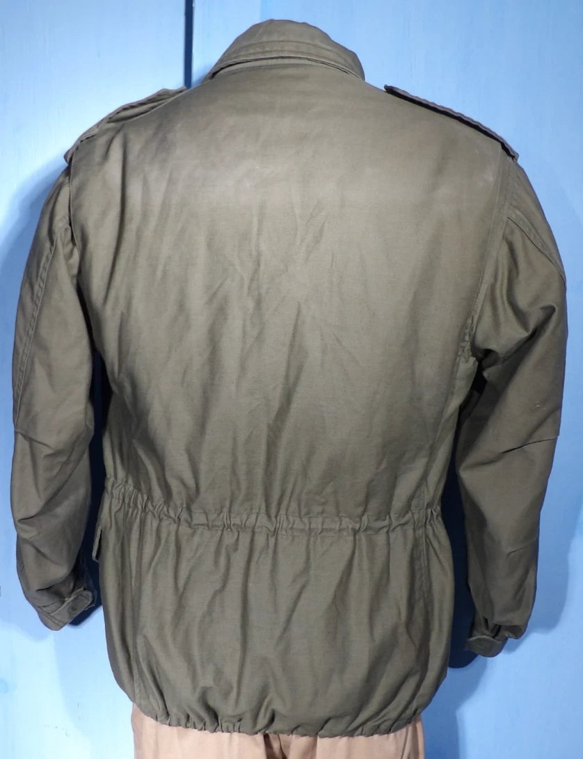VINTAGE US ARMY 1980S COLD WEATHER FIELD COAT M-65 OG-107 MEDIUM SHORT