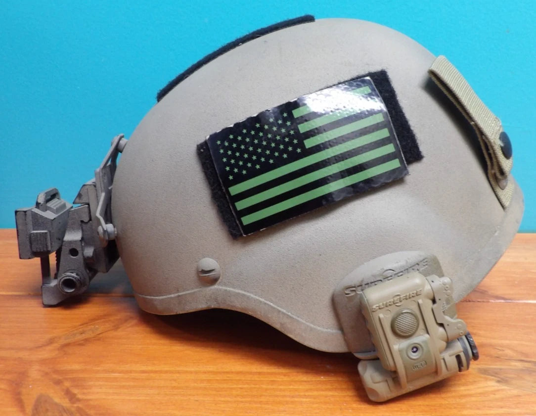 MSA TC 2000 ACH HELMET TAN LEVEL IIIA W/ SUREFIRE HELM LIGHT & WILCOX MOUNT