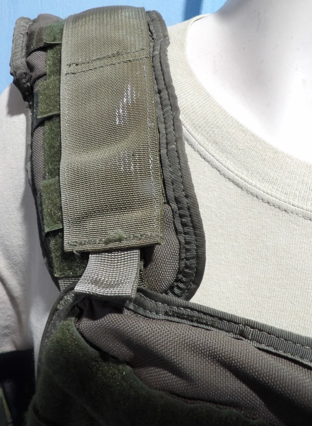 MSA PARACLETE CVC MOLLE PLATE CARRIER SMOKE GREEN ONE SIZE