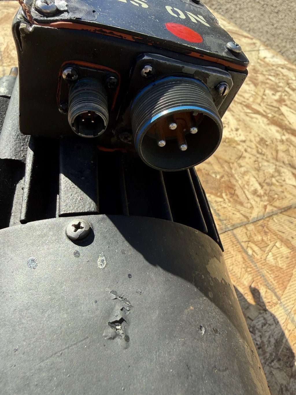SIKORSKY AIRCRAFT UH60 BLACKHAWK HYDRAULIC MOTOR PUMP HELICOPTER