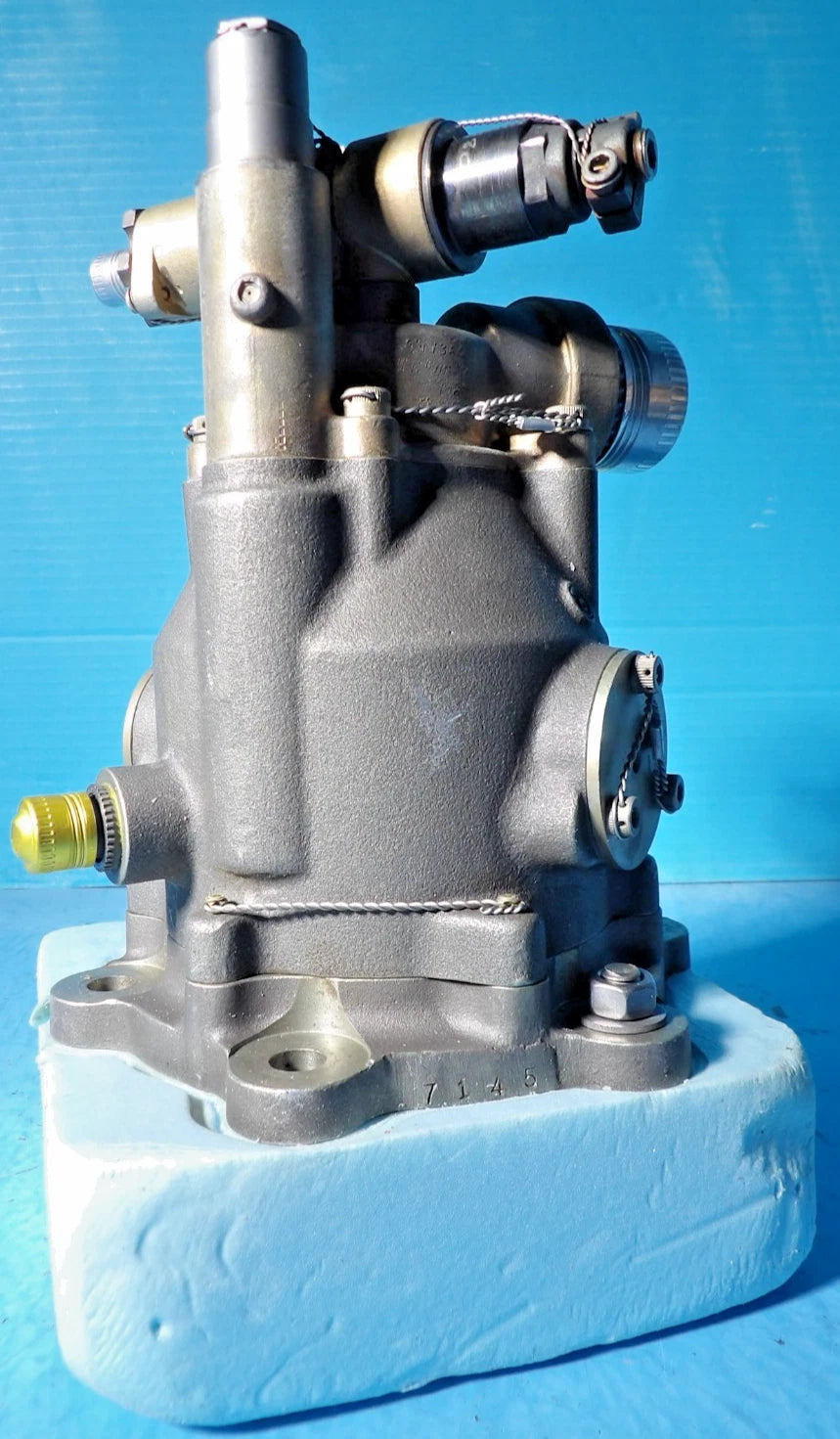 CH47 CHINOOK MOTOR PUMP NSN:1650-01-119-7429 STARTERPUMP HYDRALIC PN 64WK02005-5