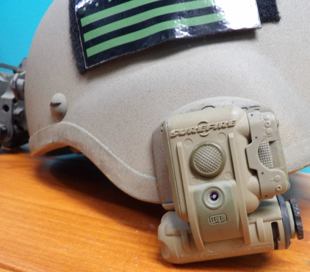 MSA TC 2000 ACH HELMET TAN LEVEL IIIA W/ SUREFIRE HELM LIGHT & WILCOX MOUNT