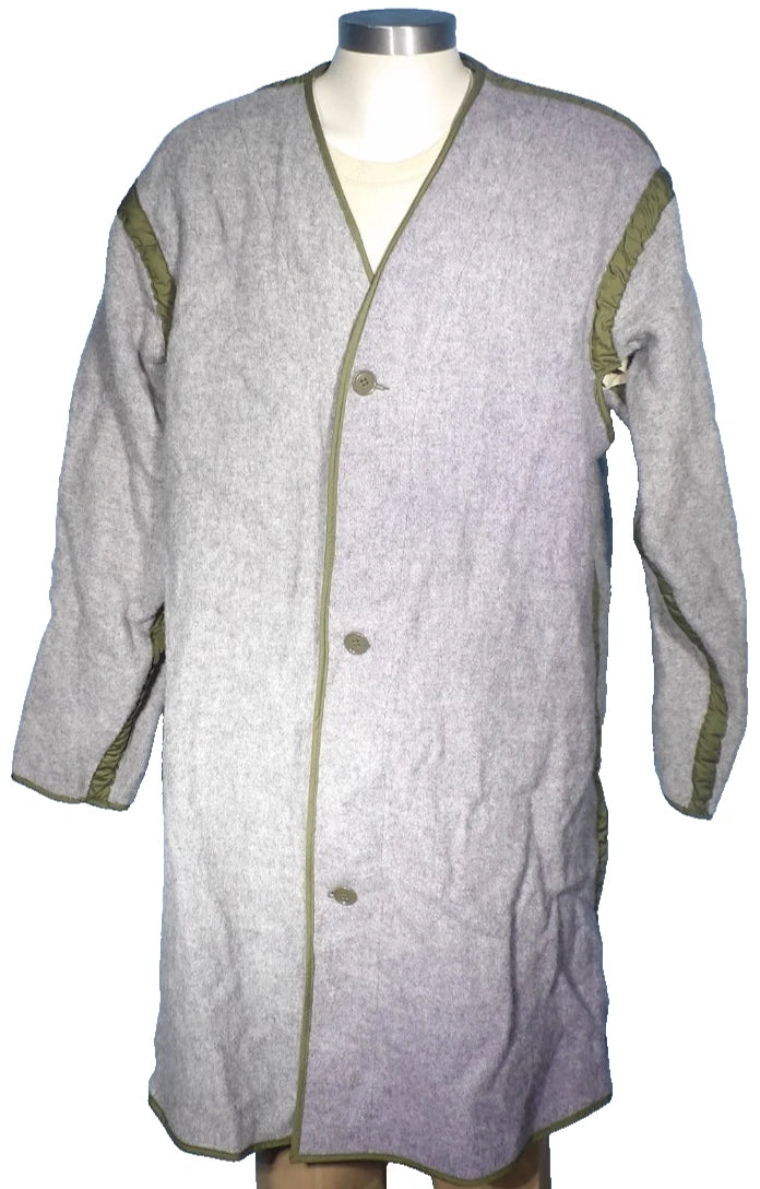 Vintage M-51 PARKA COAT ARMY NORWEGIAN MILITARY JACKET W/ WOOL LINER SIZE SMALL