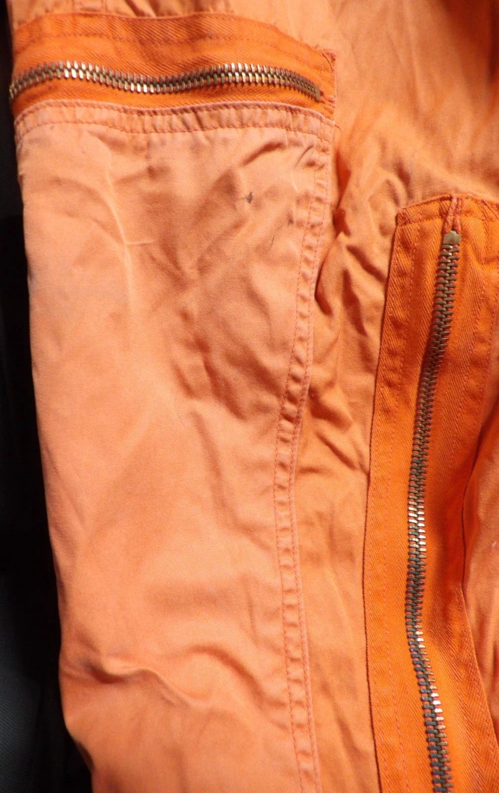 VINTAGE ORANGE USAF K-2B VERY LIGHT FLIGHT SUIT VIETNAM ERA COVERALLS SMALL LONG