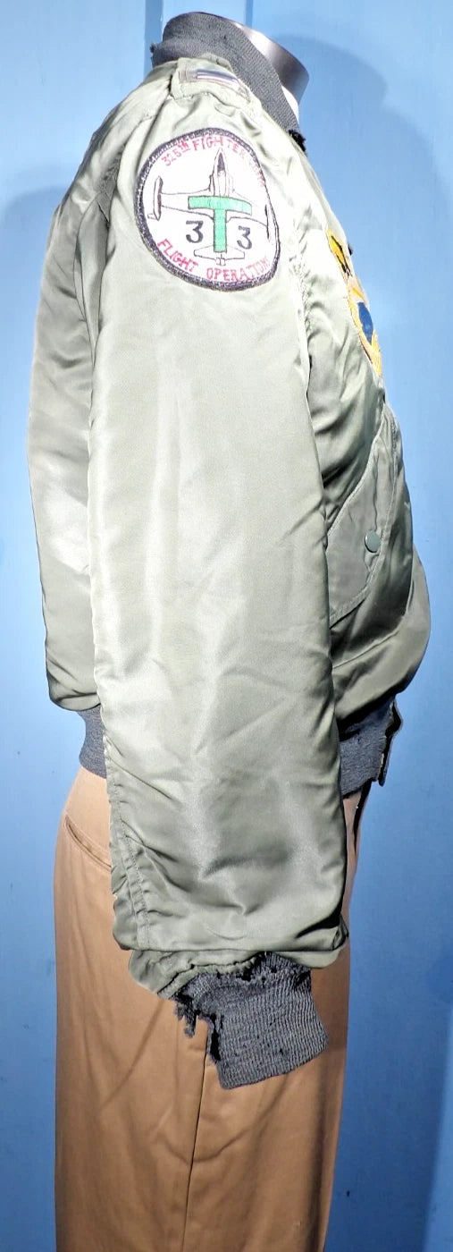 L-2B VINTAGE USAF THRASHED BOMBER/FLYERS JACKET LIGHTZONE VIETNAM ERA
