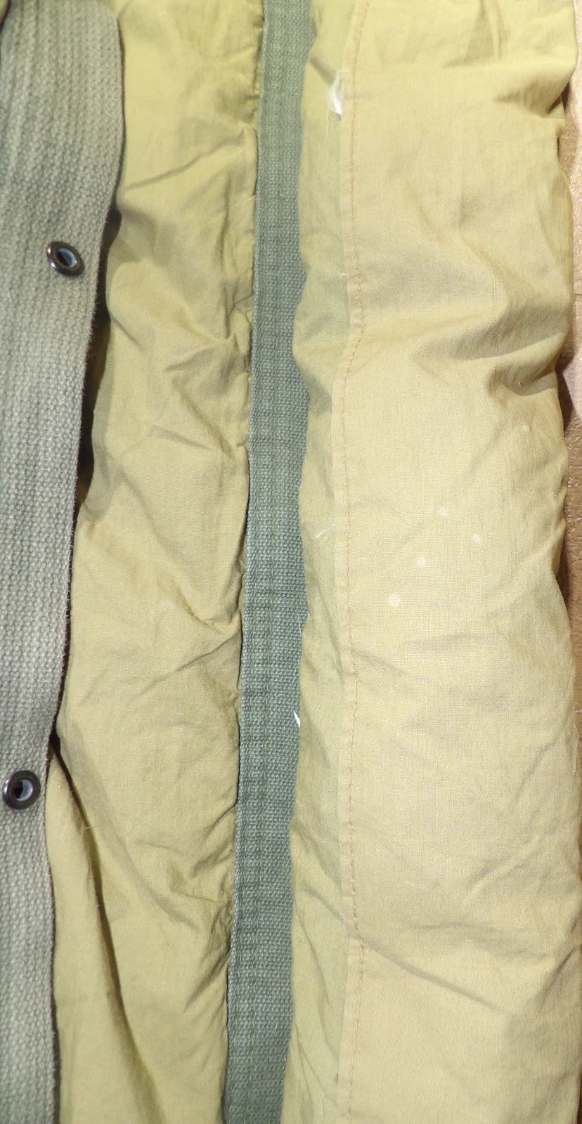 VTG U.S ARMY 1967 MOUNTAIN DOWN MUMMY SLEEPING FEATHERFILLED TYPE 1 M-1949