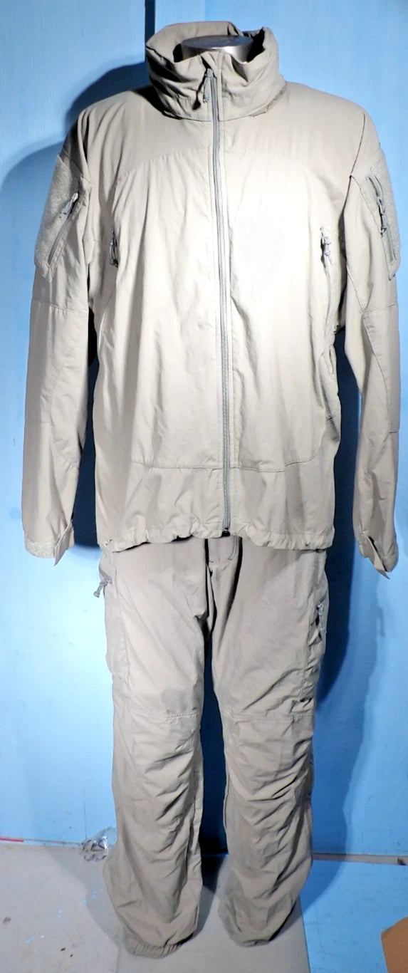 Patagonia PCU Level 5 Softshell Jacket & Pants Large-Reg