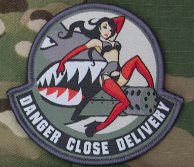 DANGER CLOSE PINUP GIRL MORALE PATCH